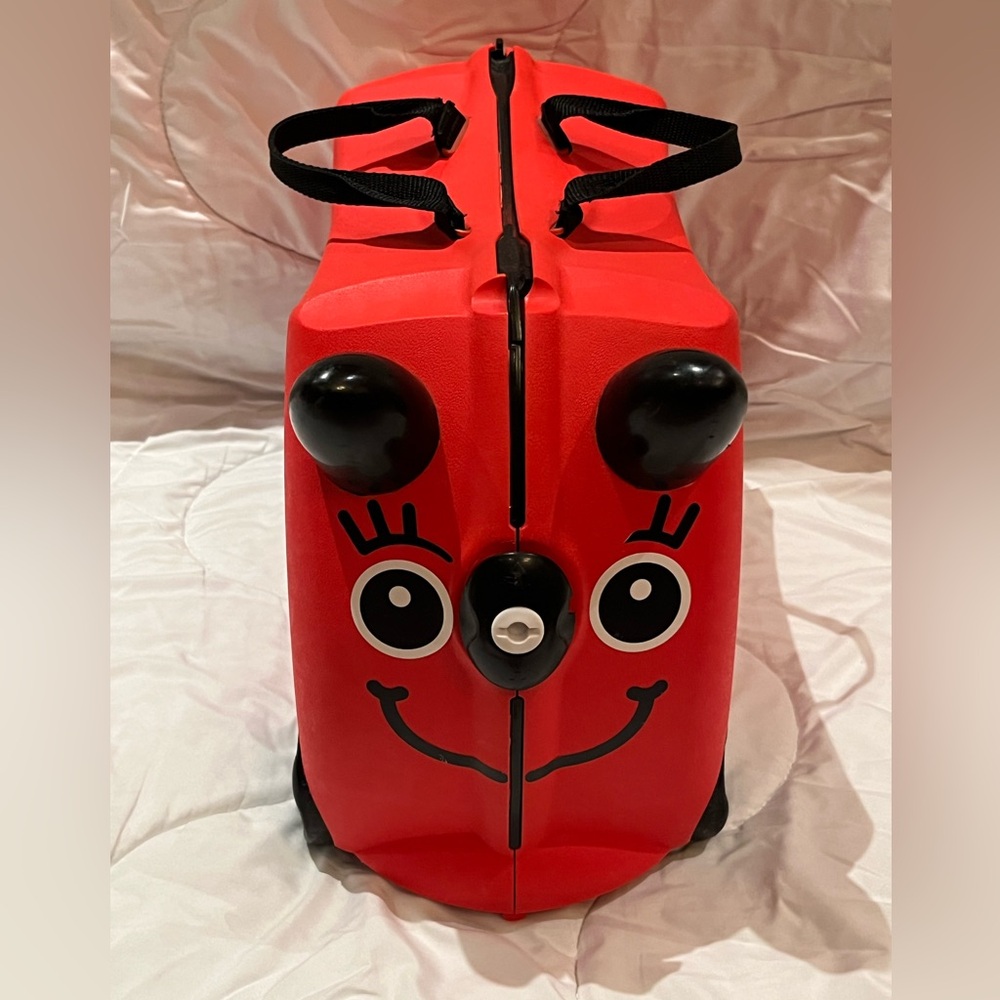 Red Ladybug Trunki Kids Suitcase (please read)